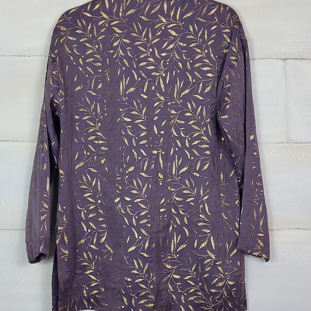 100% silk Purple and Gold Leaf Orient style Patterned Jacket. Size - Picture 8 of 8